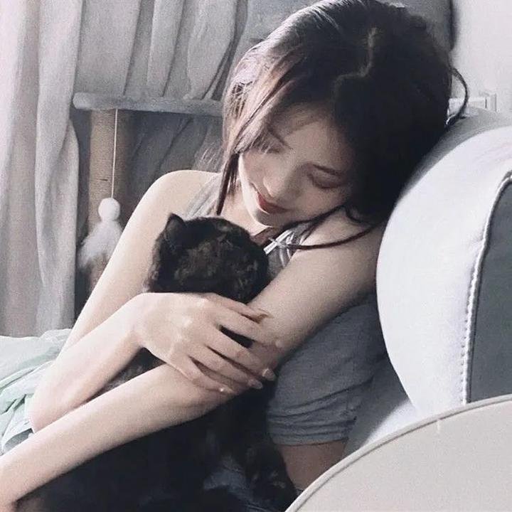 飞女黛丝